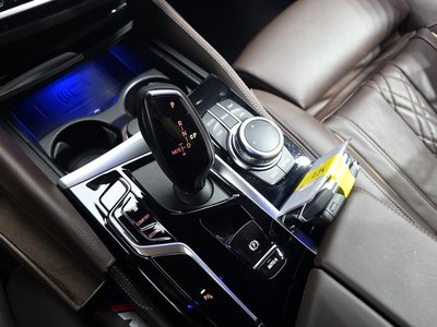 2022 BMW 5 SERIES 缩略图 12