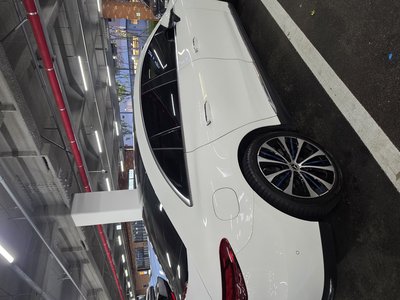 MERCEDES-BENZ EQE - 3