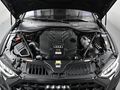 AUDI A8 - 7