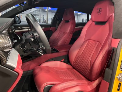 LAMBORGHINI URUS - 10