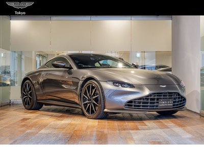 ASTON MARTIN VANTAGE