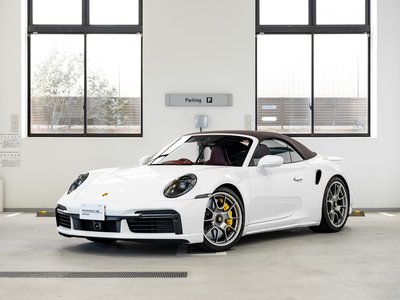 PORSCHE 911 CABRIOLET - 2