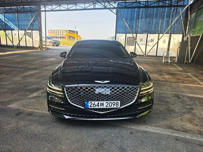 GENESIS G80 (RG3) - 1