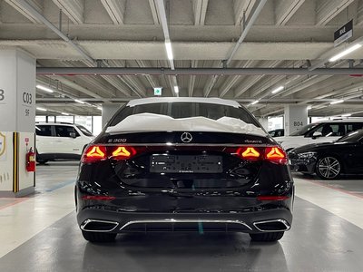 MERCEDES-BENZ E-CLASS - 3
