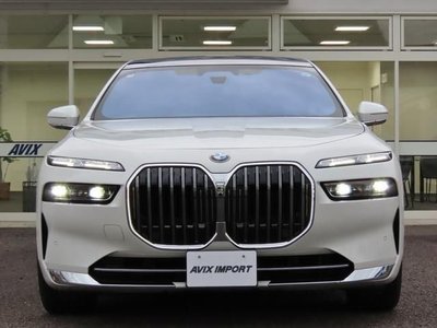 صورة 3 لـ 2023 BMW 7 SERIES
