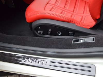 صورة 16 لـ 2021 Ferrari F8 SPIDER