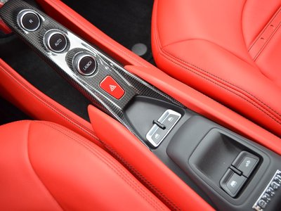 صورة 15 لـ 2021 Ferrari F8 SPIDER