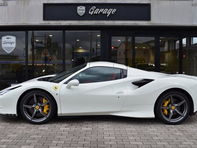 صورة 9 لـ 2021 Ferrari F8 SPIDER