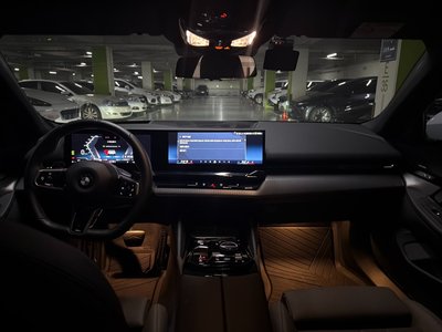 2023 BMW 5 SERIES 照片 7