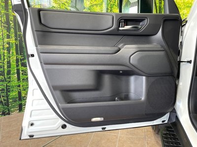 صورة مصغرة 36 لـ 2024 Toyota LAND CRUISER 250