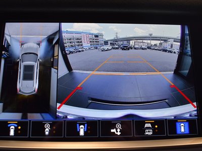 2024 Cadillac XT5 photo 8