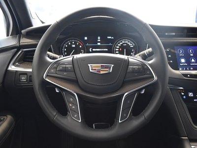 2024 Cadillac XT5 photo 4