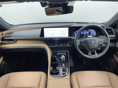 TOYOTA CROWN SPORT - 2