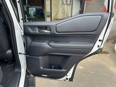 2025 Toyota LAND CRUISER 250 — миниатюра 30