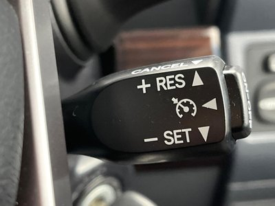 TOYOTA LAND CRUISER 70 - 7