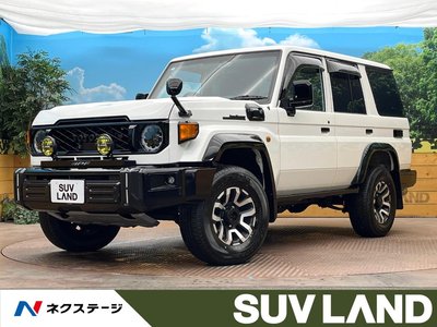 TOYOTA LAND CRUISER 70 - 1