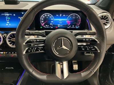 2023 Mercedes-BENZ GLB photo 8
