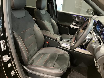 2023 Mercedes-BENZ GLB photo 4