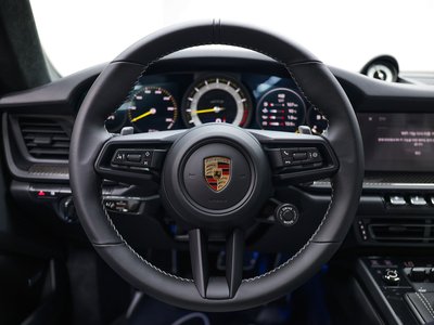 2023 Porsche 911 — миниатюра 12
