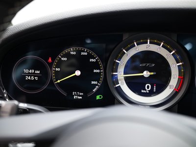 2023 Porsche 911 — миниатюра 13