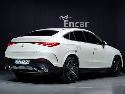 2025 Mercedes-BENZ GLC — фото 4