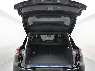 2025 Porsche CAYENNE thumbnail 20