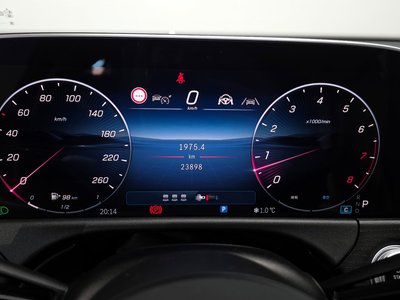 MERCEDES-BENZ E-CLASS - 8