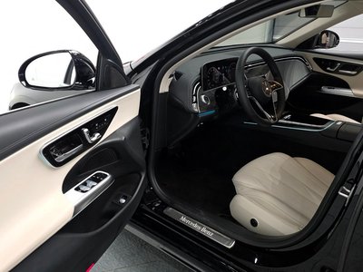 MERCEDES-BENZ E-CLASS - 10