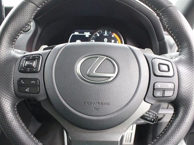 LEXUS IS - 8