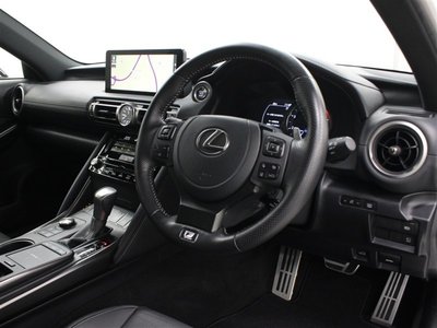 LEXUS IS - 6
