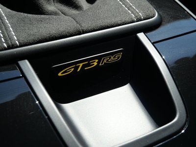 2025 Porsche 911 thumbnail 13