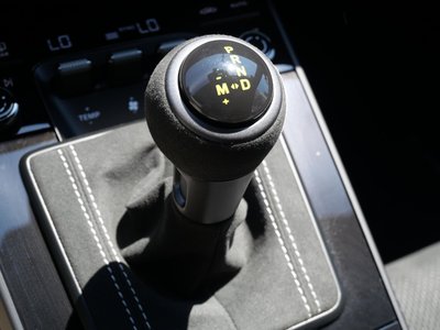 2025 Porsche 911 thumbnail 11