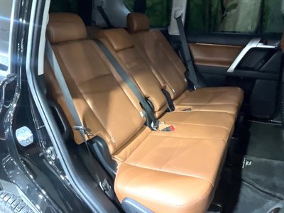 TOYOTA LAND CRUISER PRADO - 9