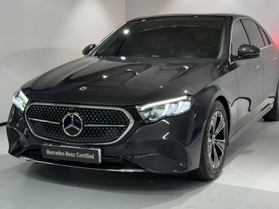 MERCEDES-BENZ E-CLASS - 1