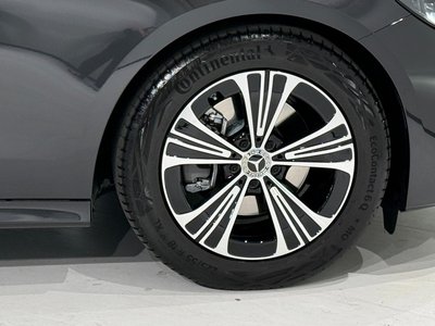 MERCEDES-BENZ E-CLASS - 6