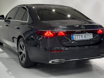 MERCEDES-BENZ E-CLASS - 3