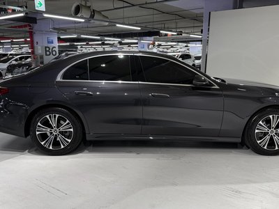 MERCEDES-BENZ E-CLASS - 9