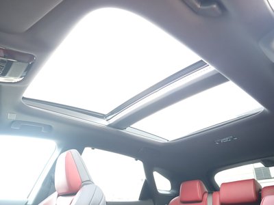 2023 Lexus RX — миниатюра 21