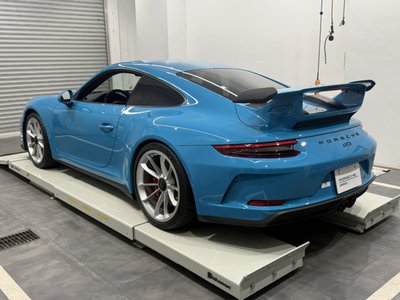 PORSCHE 911 - 6
