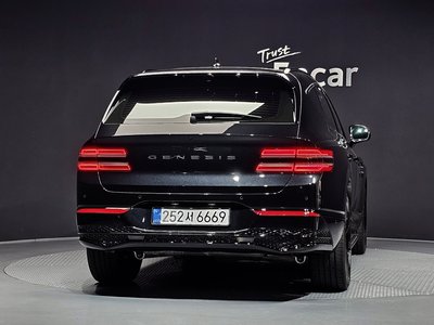 2025 Genesis GV80 photo 4