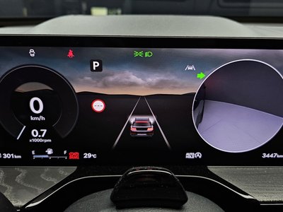 2025 Genesis GV80 photo 8