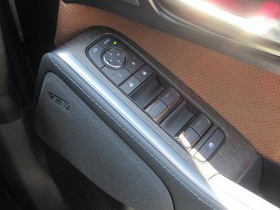 صورة مصغرة 50 لـ 2025 Lexus GX