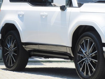 صورة مصغرة 11 لـ 2025 Lexus GX