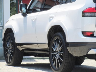 صورة مصغرة 22 لـ 2025 Lexus GX