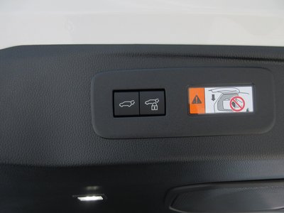 صورة مصغرة 30 لـ 2025 Lexus GX