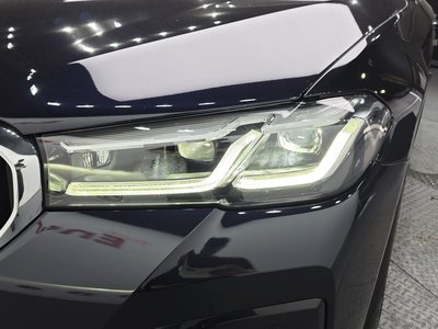 2022 BMW 5 SERIES 照片 9