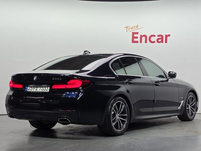 2022 BMW 5 SERIES 照片 4
