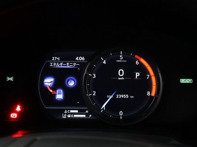 صورة 10 لـ 2023 Lexus IS