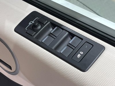 2023 LAND Rover DISCOVERY 缩略图 39