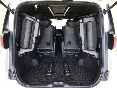 2024 Toyota ALPHARD — миниатюра 24